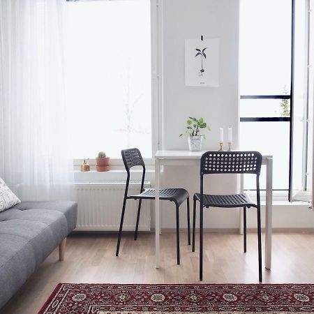 2Ndhomes Tampere "Lapintie" Apartment - Serene Apt Near Downtown At A Quiet Neighbourhood Bagian luar foto